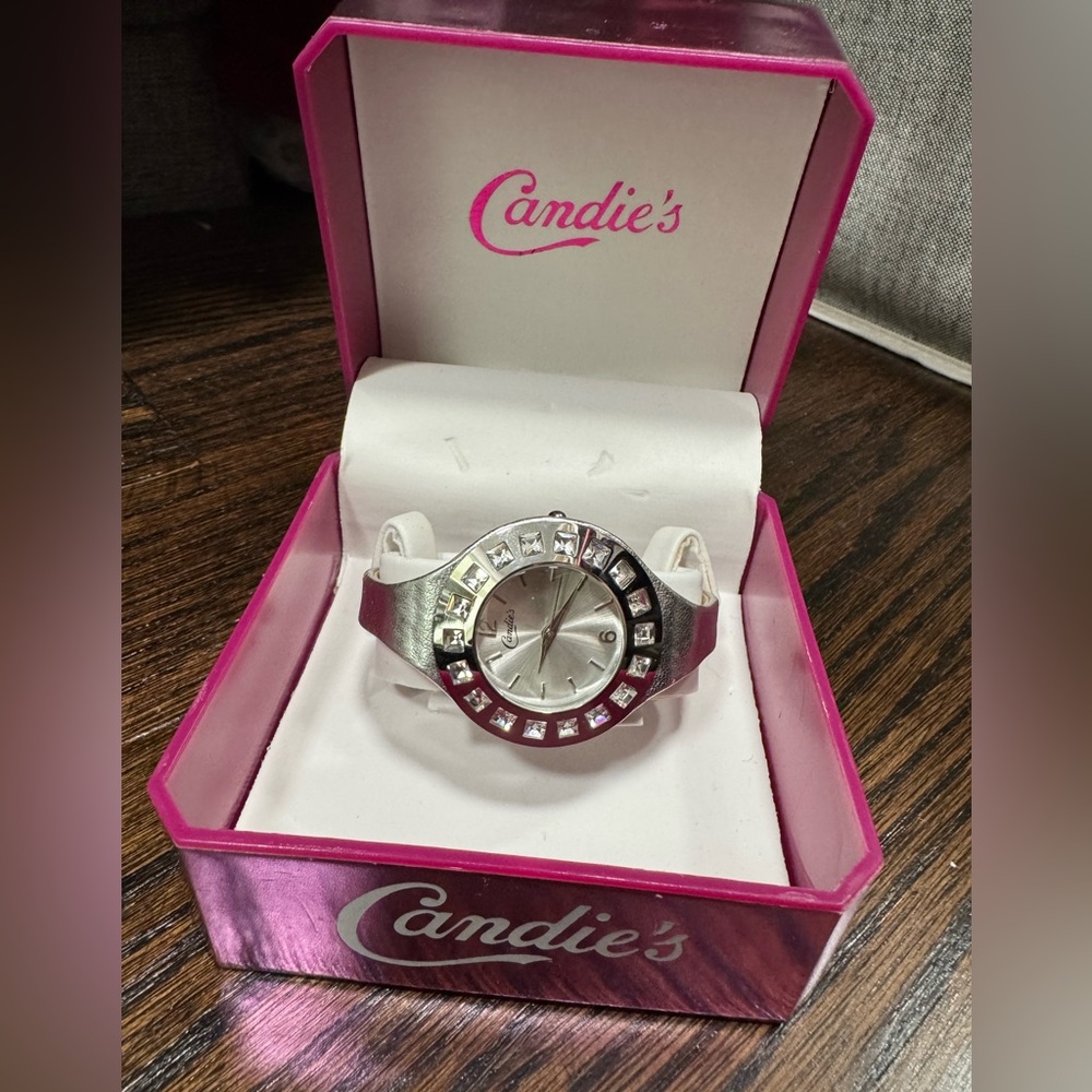 Y2K Candies leather watch silver and rhinestone